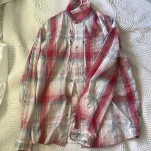 Men’s Patagonia button up shirt size L